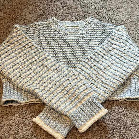 LoveShackFancy “Koa” Cropped Cotton Sweater – Ocean Pearl (XS) - Picture 6 of 8